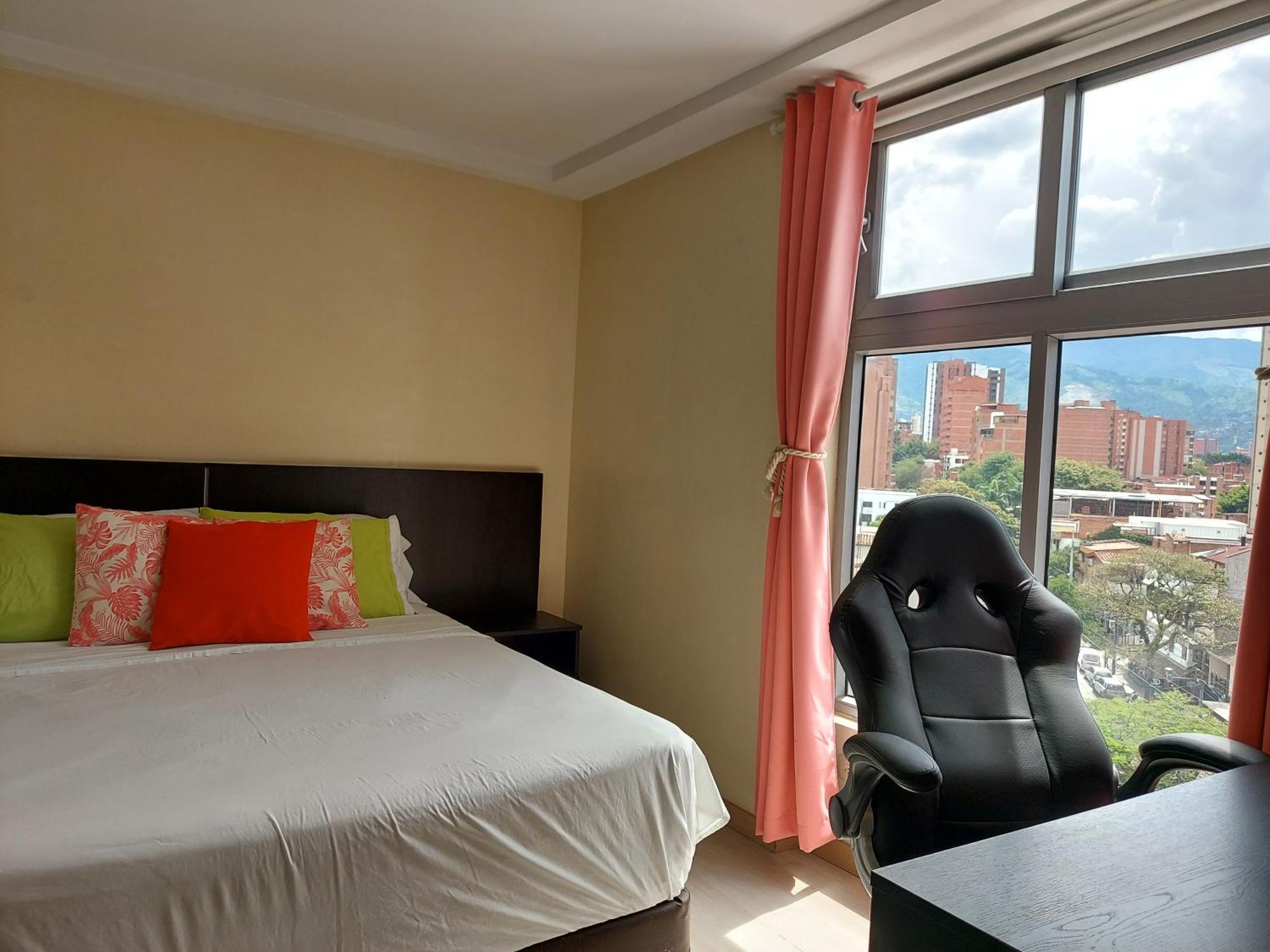 San Peter Apartments Medellín Exteriör bild
